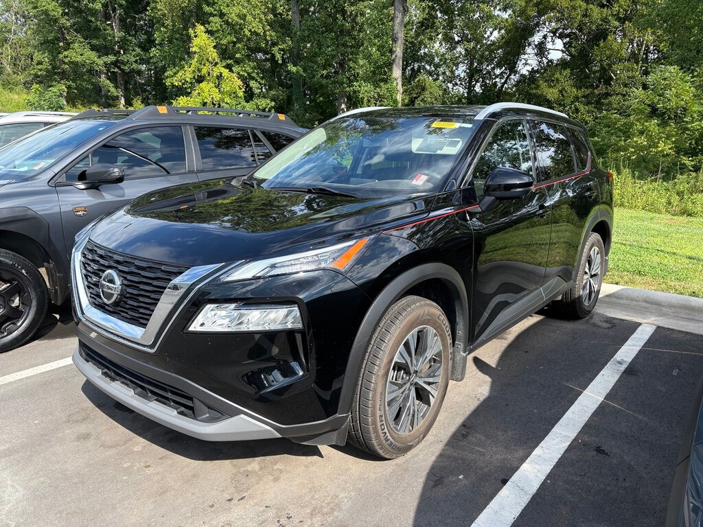 Used 2021 Nissan Rogue SV SUV