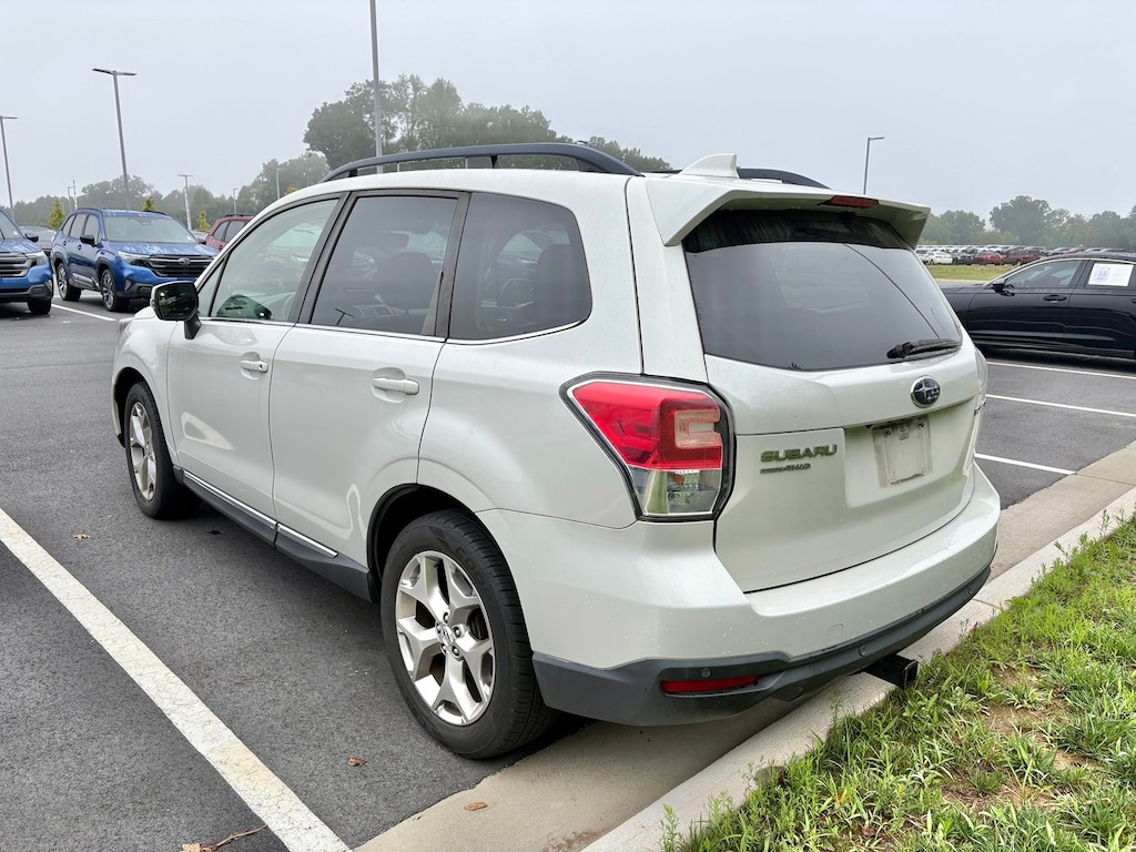 Used 2018 Subaru Forester 2.5i Touring SUV