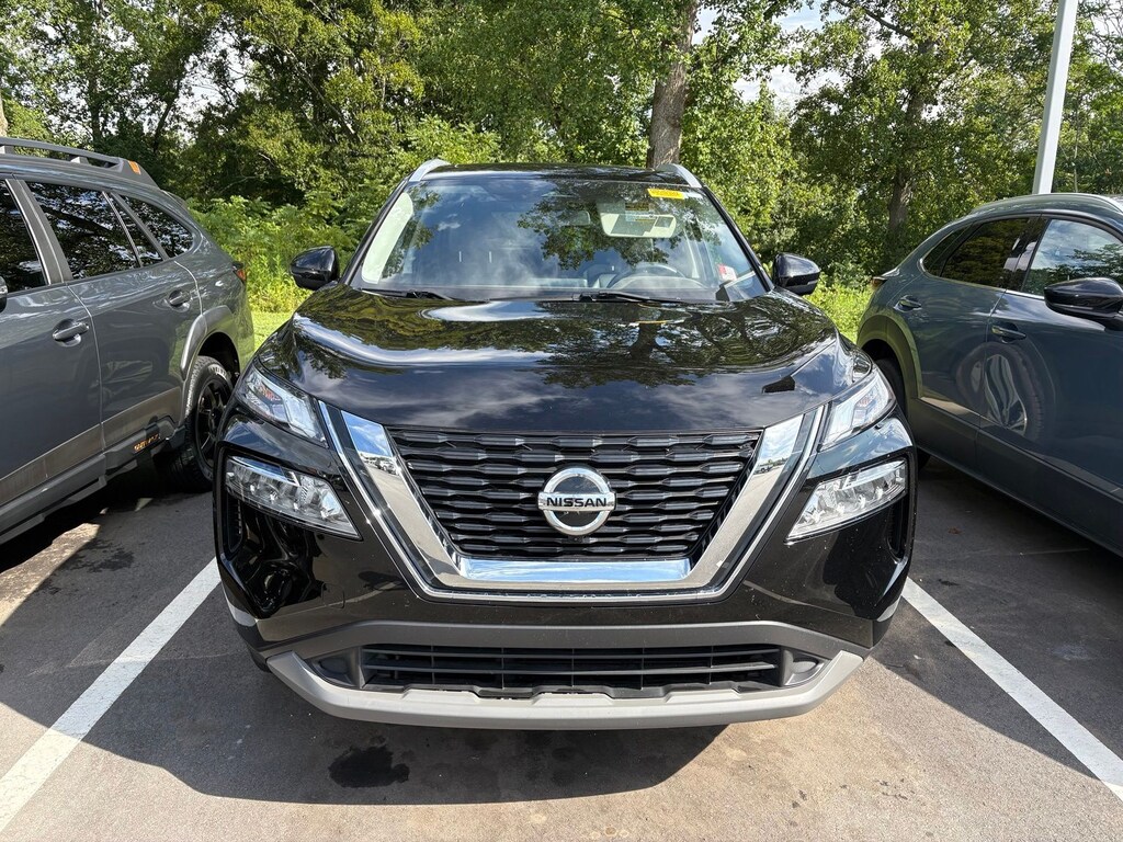 Used 2021 Nissan Rogue SV SUV