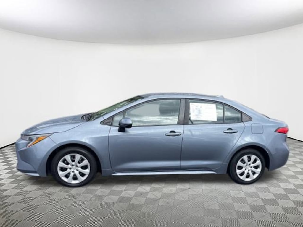 Used 2021 Toyota Corolla LE LE CVT