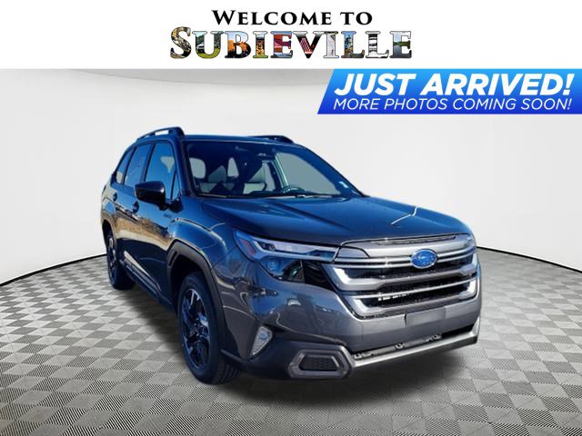 2025 Subaru Forester Limited's photo