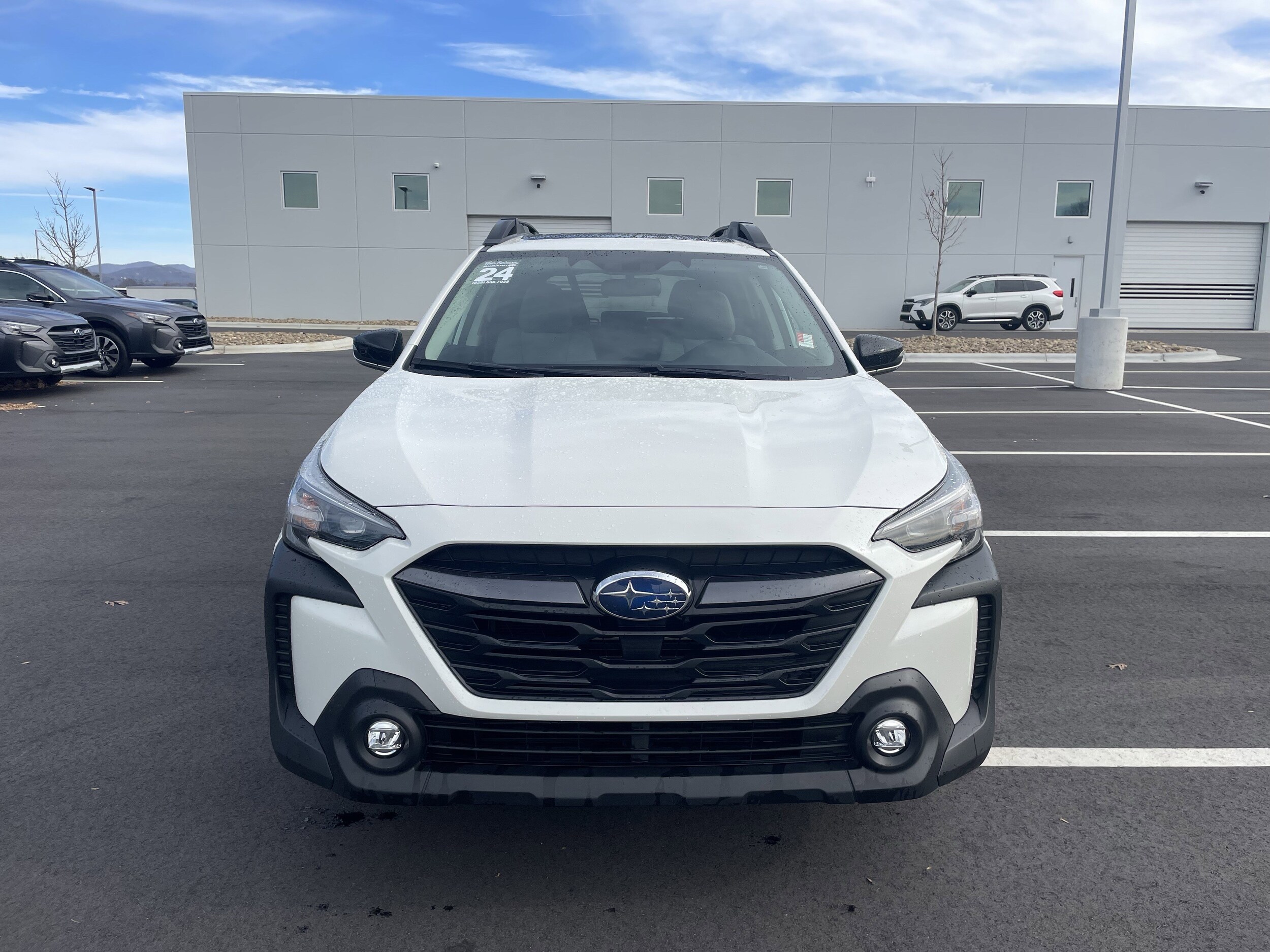 2024 Subaru Outback Premium photo 2