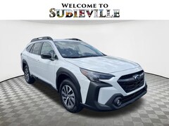 2025 Subaru Outback Premium SUV