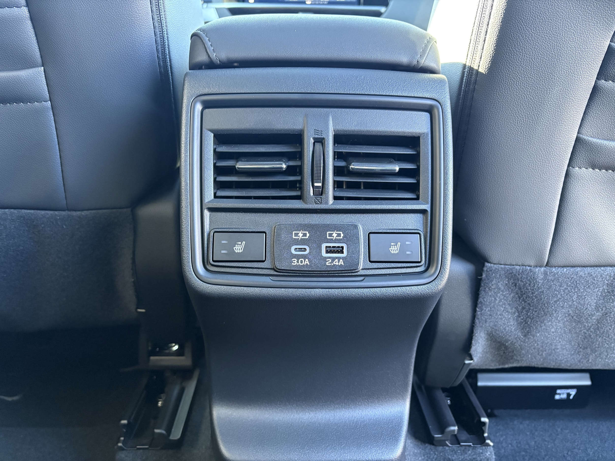 2026 Subaru Outback Limited - Photo 32