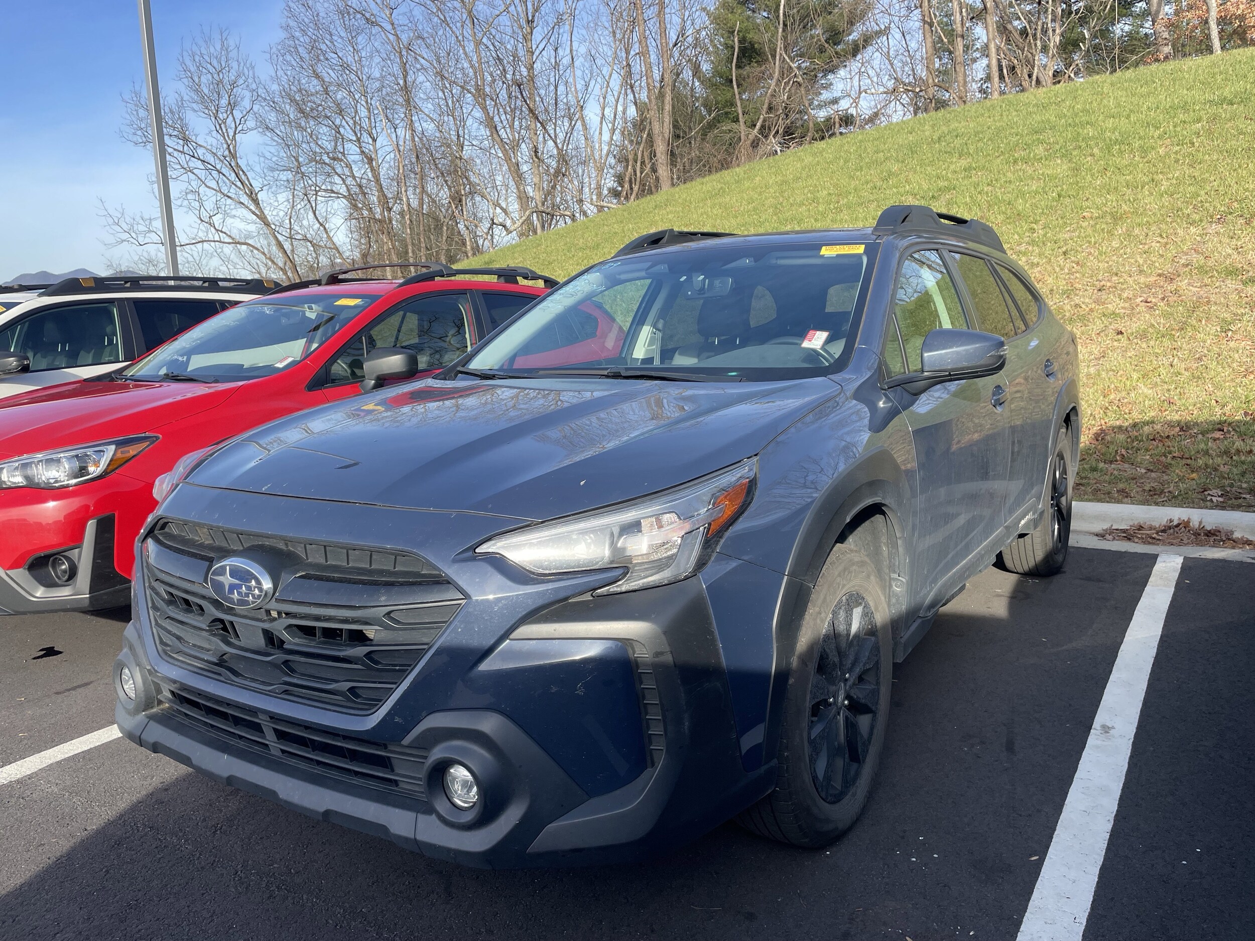 2023 Subaru Outback Onyx Edition photo 3