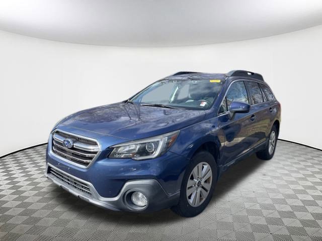 2019 Subaru Outback 2.5i Premium photo 3
