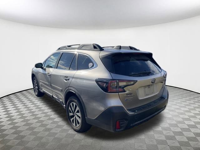 2020 Subaru Outback Premium photo 2