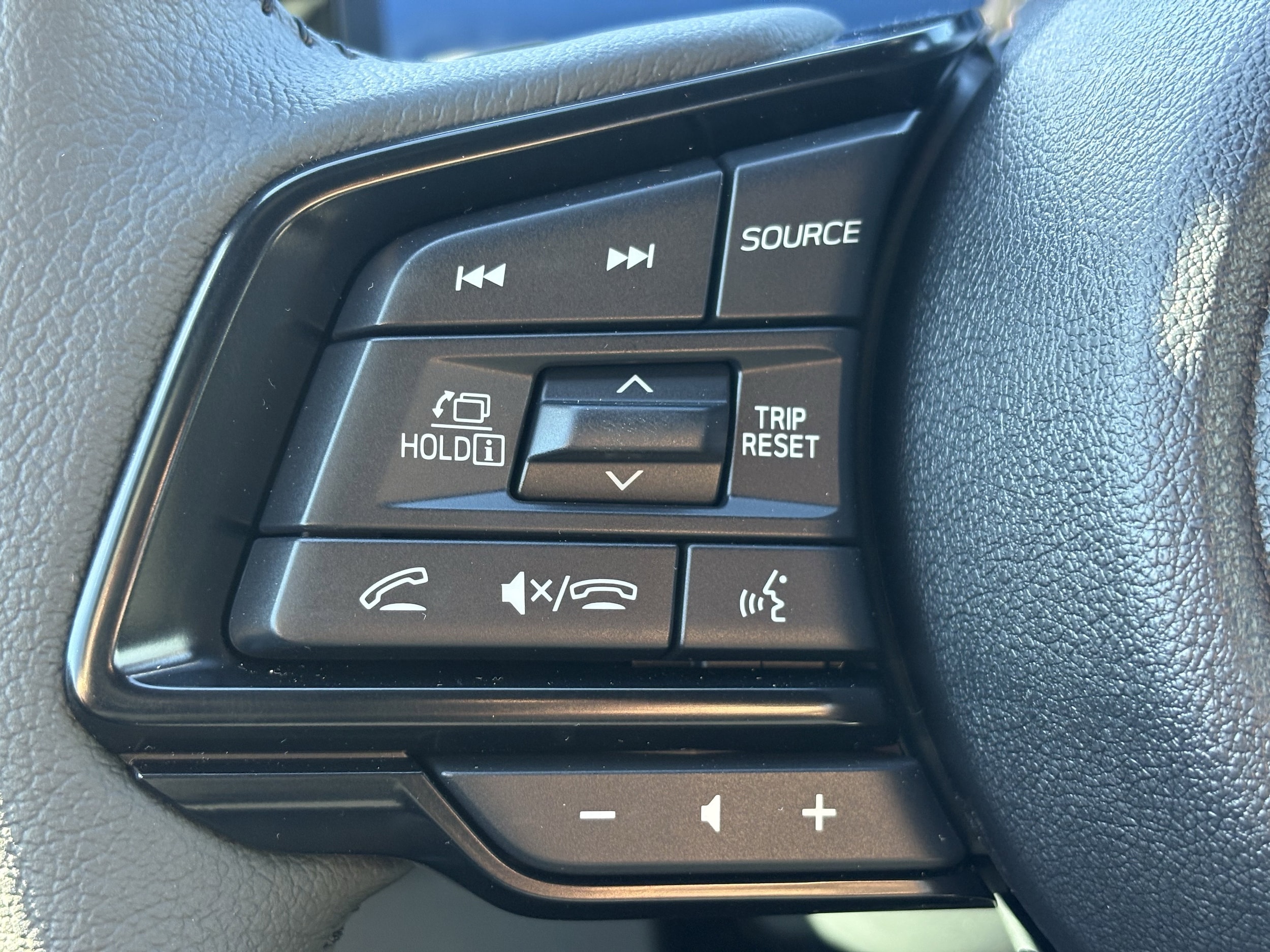 2026 Subaru Outback Limited - Photo 16