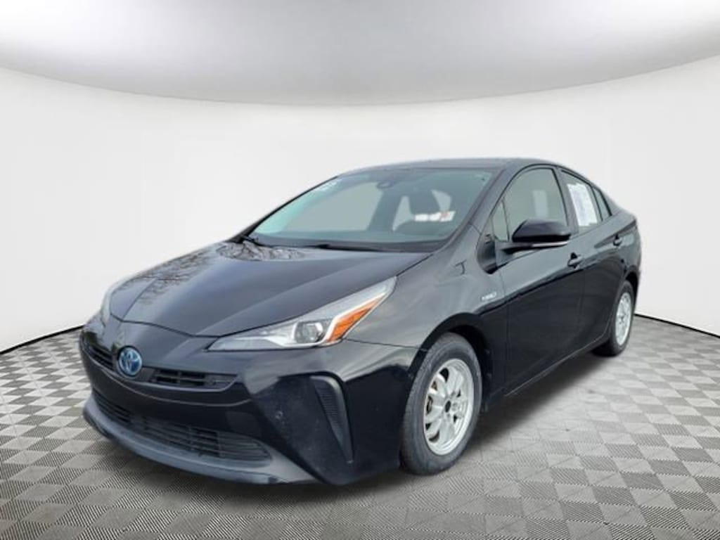 Used 2022 Toyota Prius L Eco L Eco
