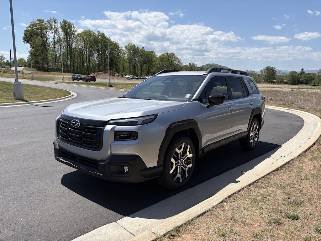 New 2026 Subaru Outback Touring XT SUV