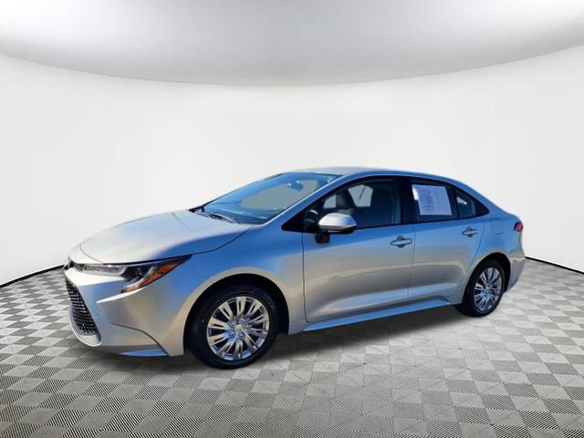 2022 Toyota Corolla LE photo 4