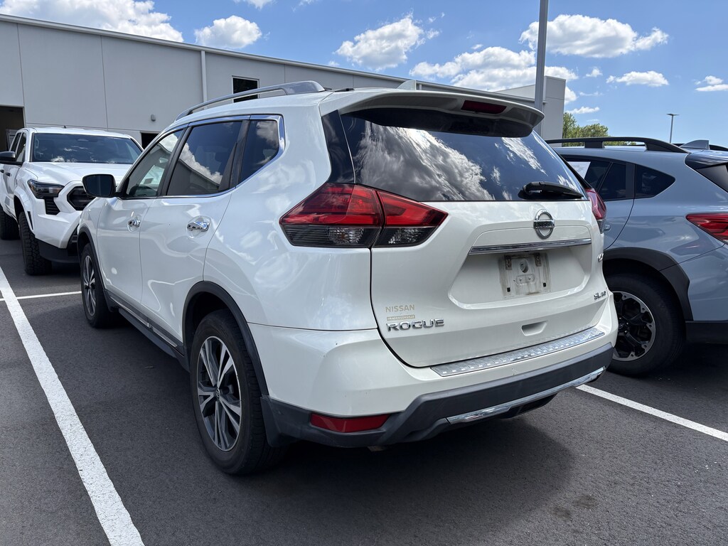Used 2017 Nissan Rogue SL Sport Utility