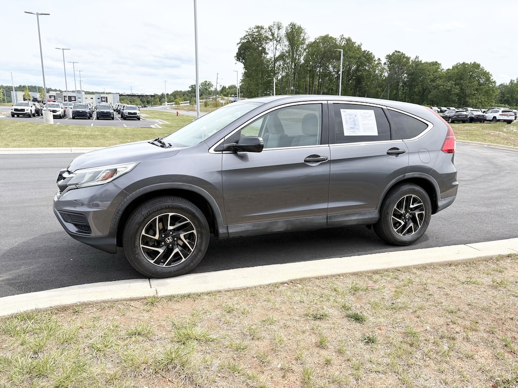 Used 2016 Honda CR-V SE 2WD SE