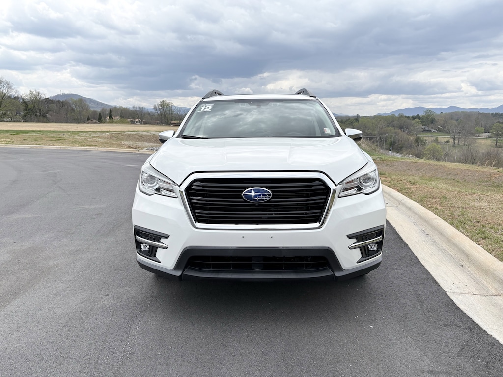 Used 2019 Subaru Ascent Touring 2.4T Touring 7-Passenger