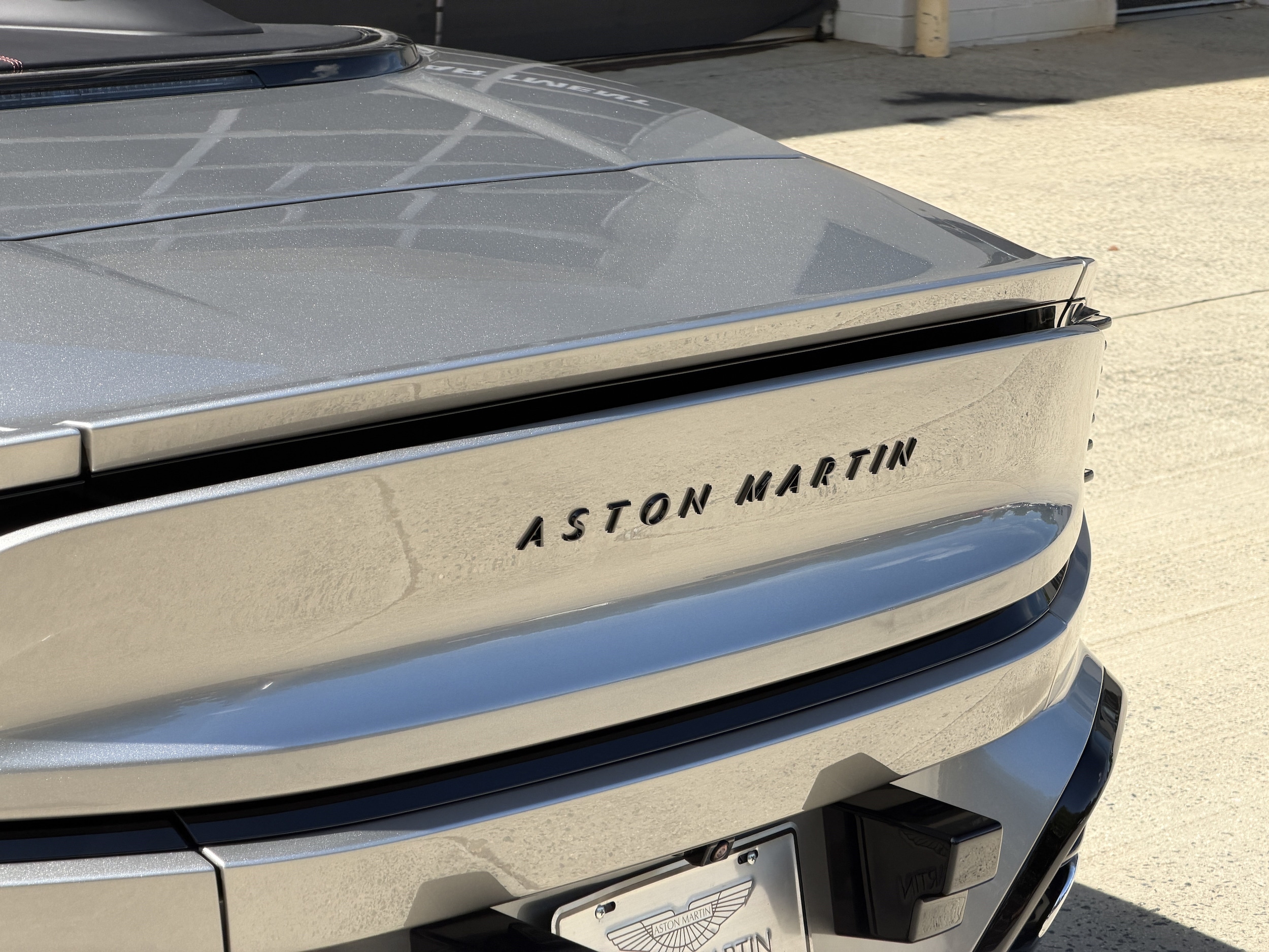 2026 Aston Martin Vanquish Volante