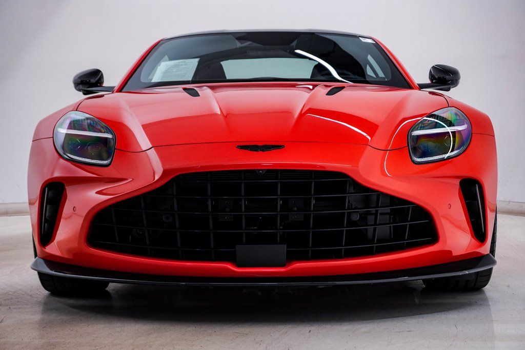 2025 Aston Martin Vantage Base - Photo 5