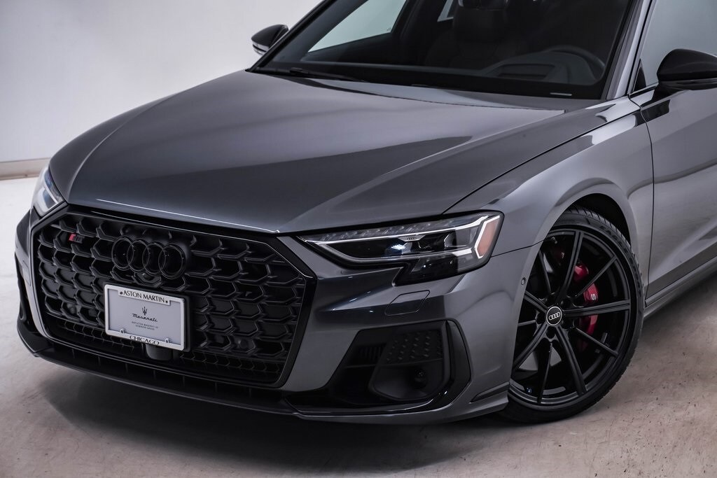 2024 Audi S8 4.0T Quattro photo 3