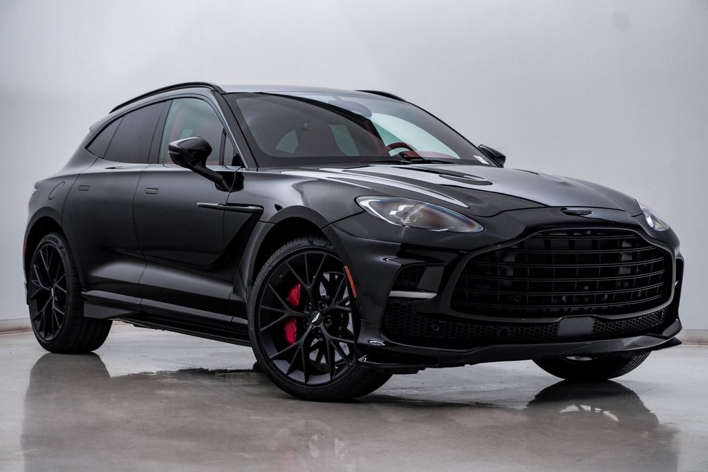 2025 Aston Martin DBX 707
