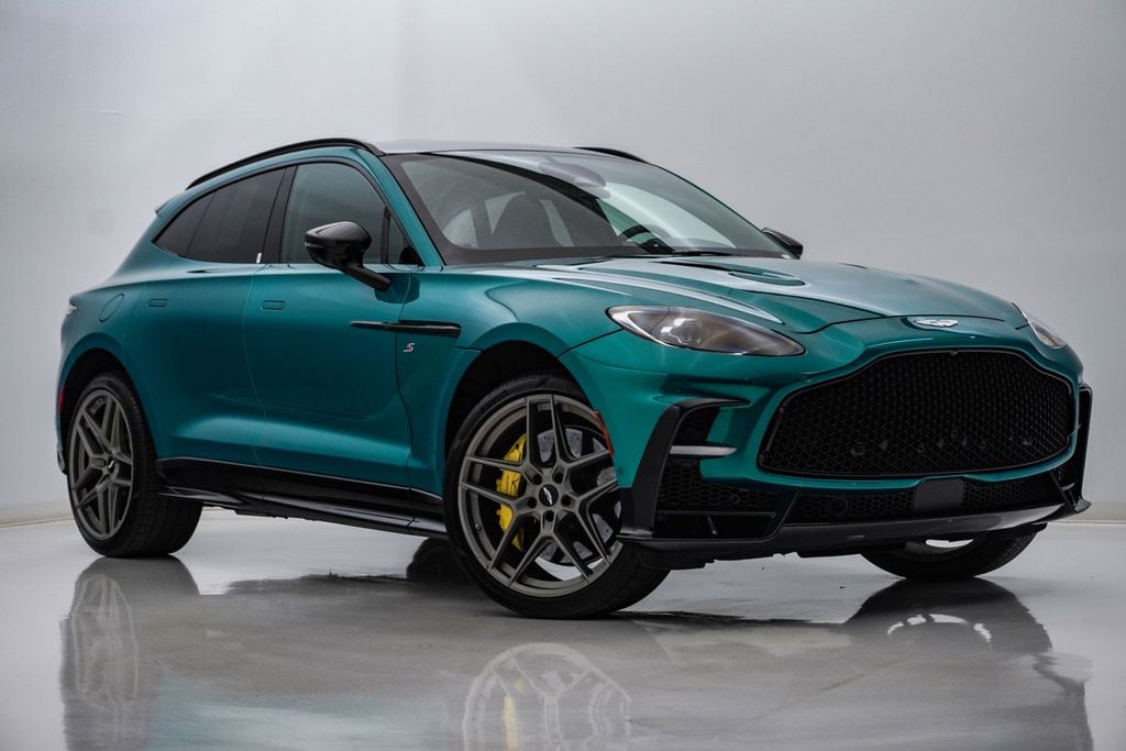 2026 Aston Martin DBX 4.0 V8 S AWD's photo