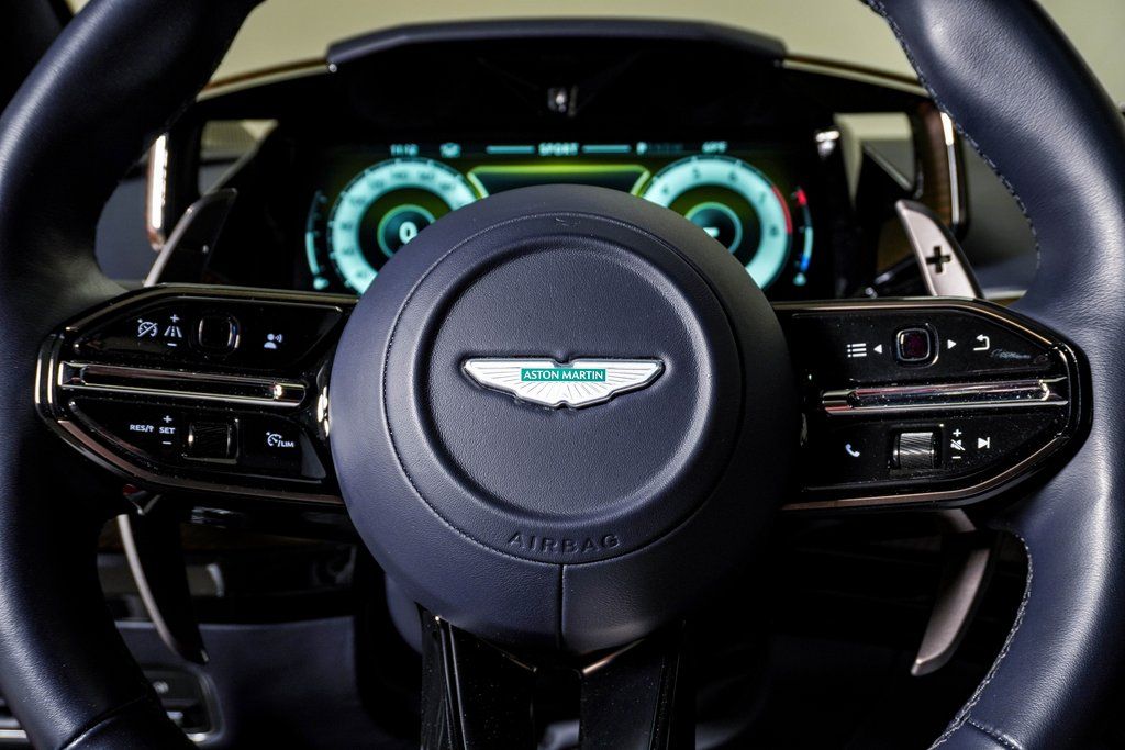 2025 Aston Martin Vantage Base - Photo 26