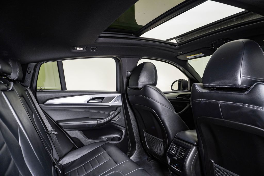 2023 BMW X4 30i - Photo 15