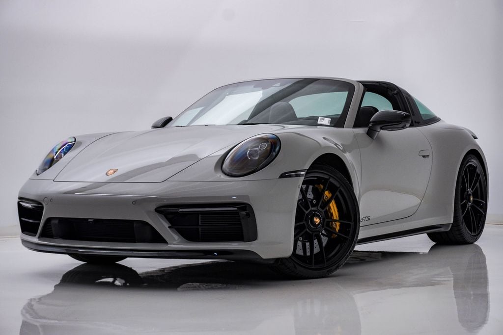 2022 Porsche 911 Targa 4 GTS's photo