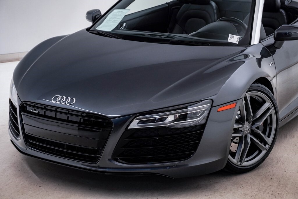 2015 Audi R8 5.2 Quattro photo 4