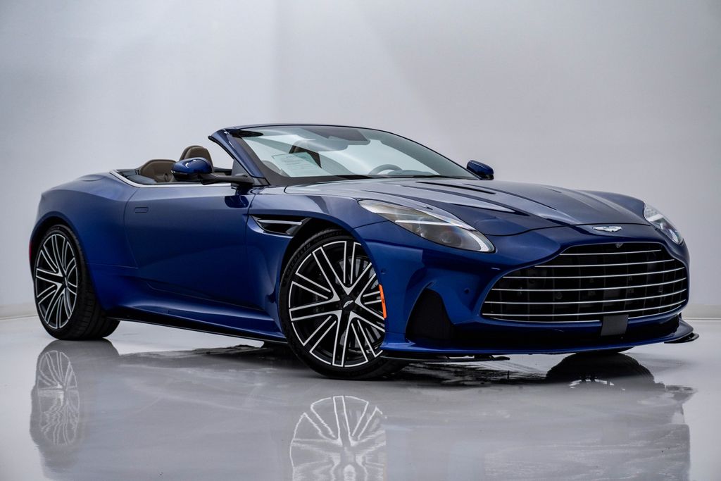 2024 Aston Martin DB12 Volante's photo
