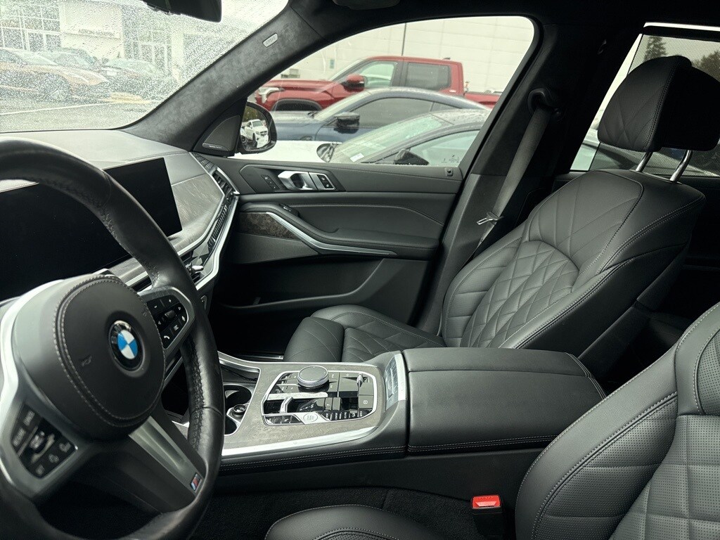 2023 Bmw X7 xDrive40i photo 3