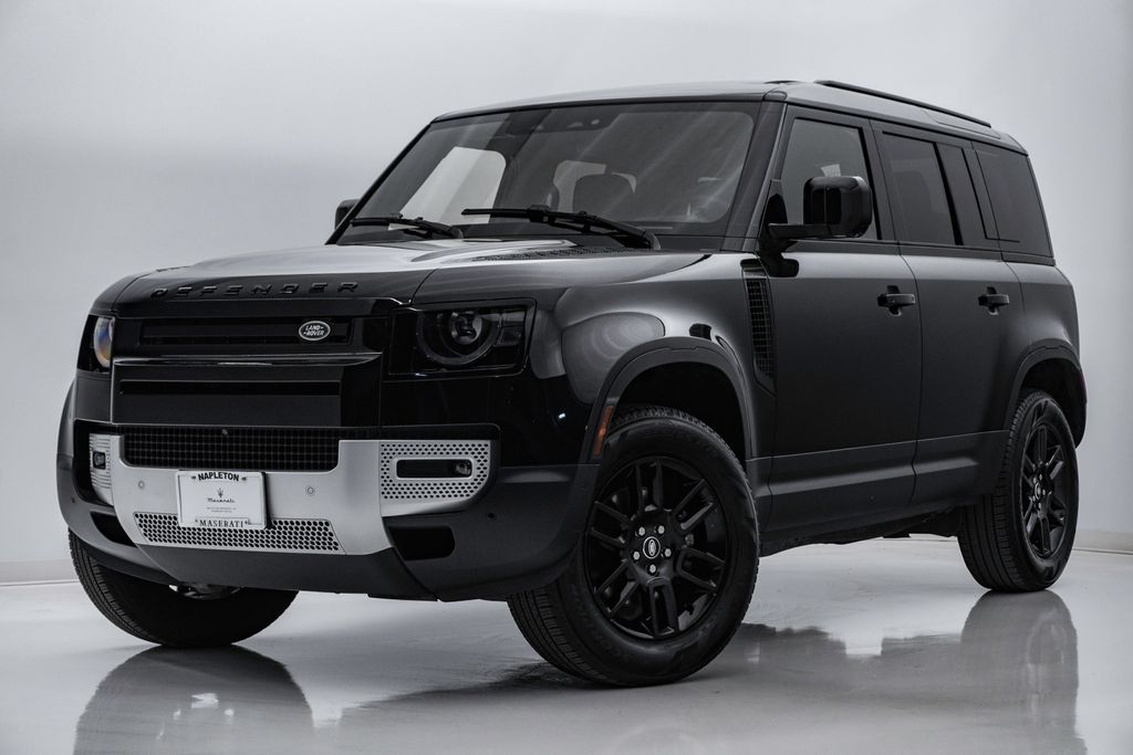 2025 Land Rover Defender 110 S P300's photo