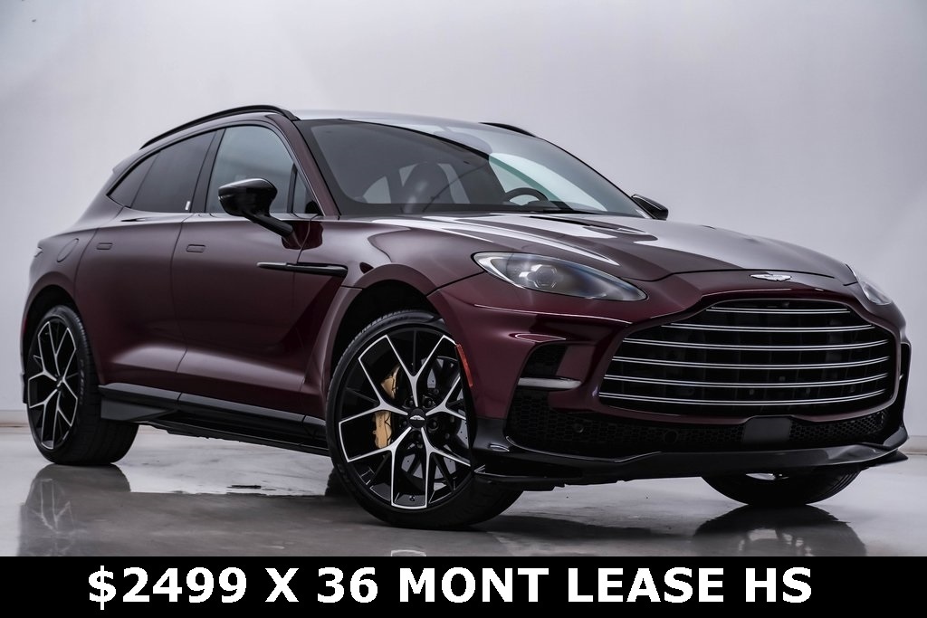 2025 Aston Martin DBX