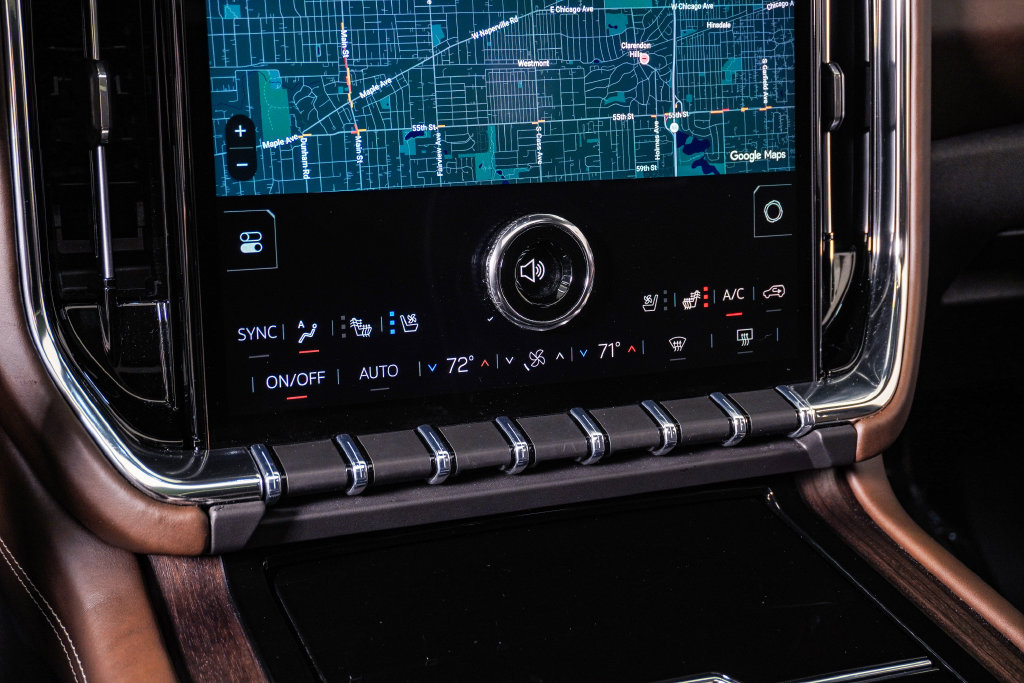 2025 GMC Yukon XL Denali Ultimate - Photo 31
