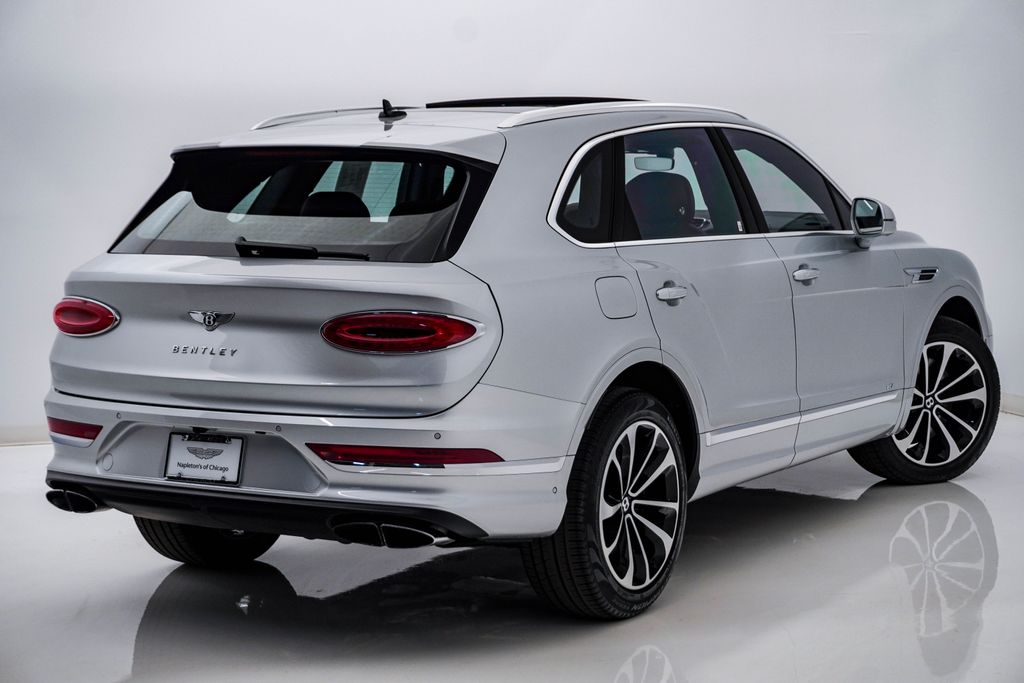 2022 Bentley Bentayga - Photo 11