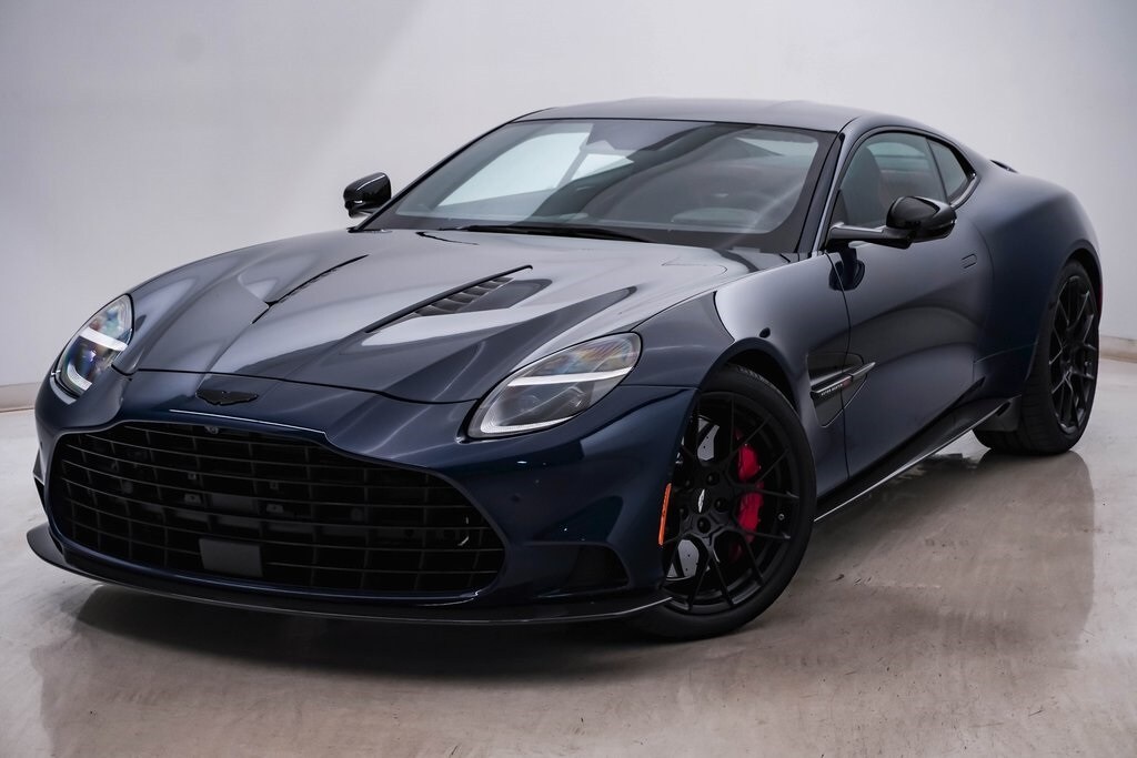 2025 Aston Martin Vanquish AM7 photo 3