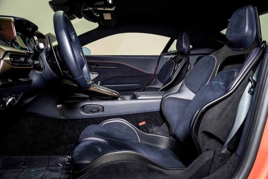 2025 Aston Martin Vantage Base - Photo 20
