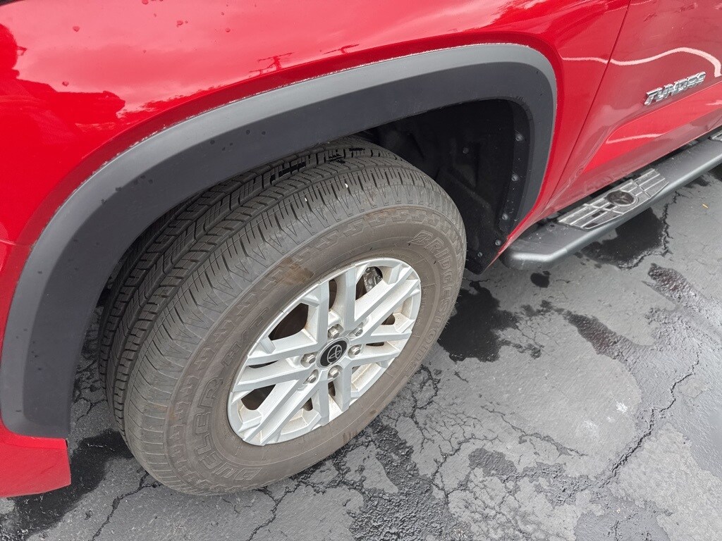 2024 Toyota Tundra SR5 photo 2