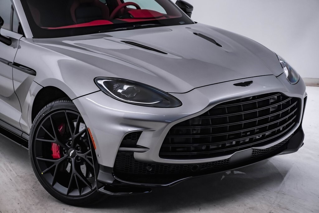 2025 Aston Martin DBX DBX707 photo 4