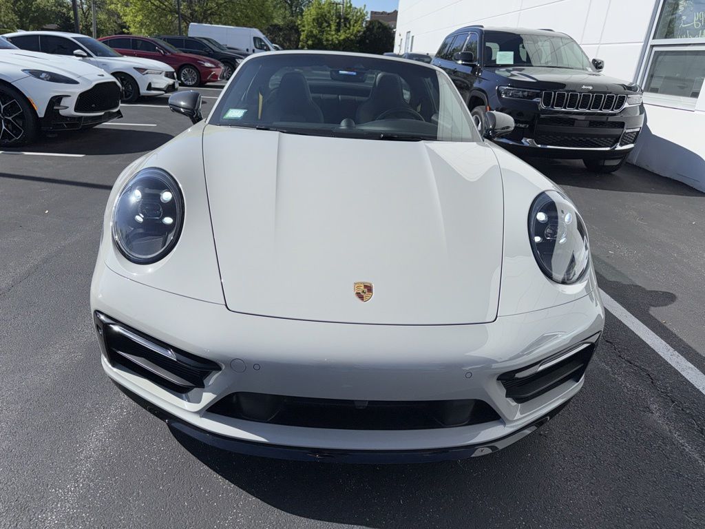 2022 Porsche 911 GTS