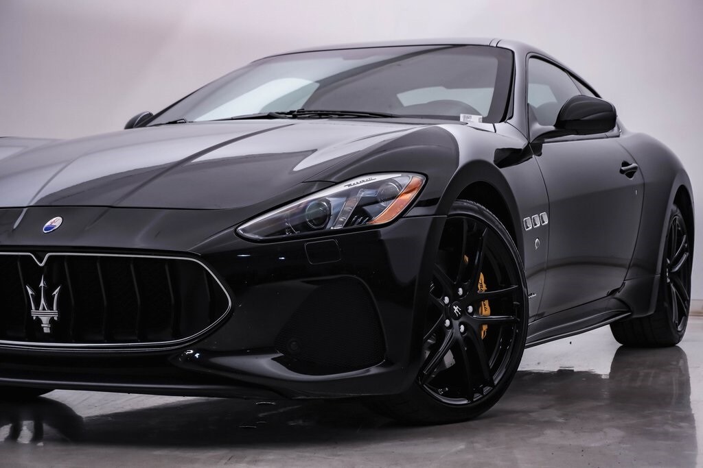 2018 Maserati Granturismo Sport photo 2