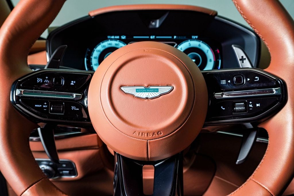 2025 Aston Martin DBX 707 - Photo 25