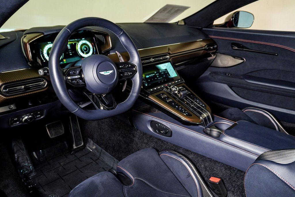 2025 Aston Martin Vantage Base - Photo 23