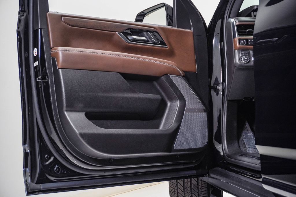 2025 GMC Yukon XL Denali Ultimate - Photo 32