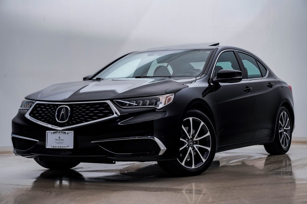2018 Acura TLX Base's photo