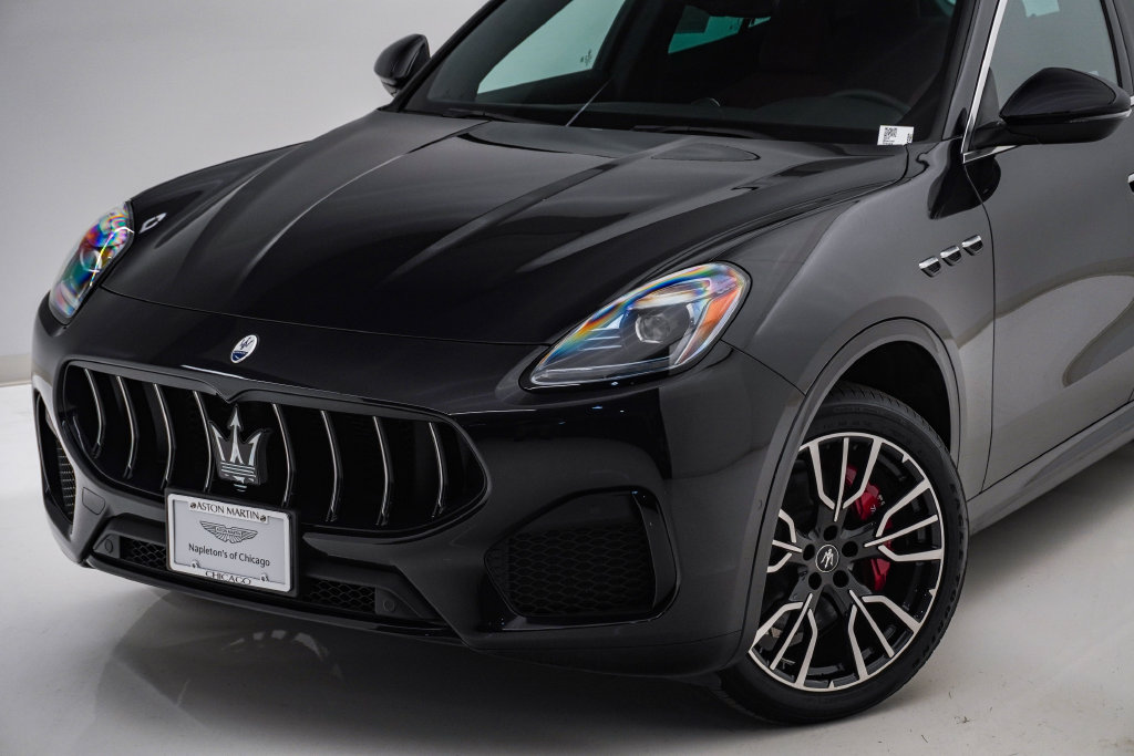Certified 2025 Maserati Grecale Base SUV