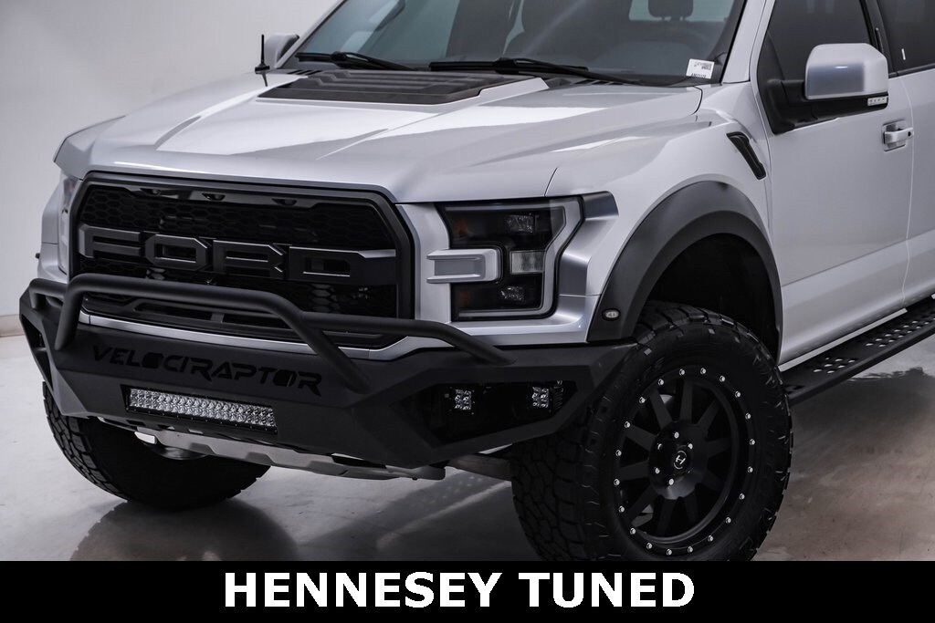 2017 Ford F-150 Raptor photo 3
