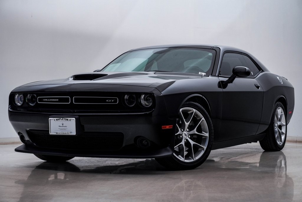 2022 Dodge Challenger GT's photo