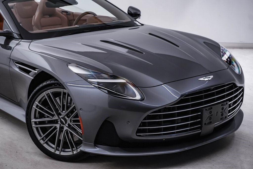 2025 Aston Martin DB12 AM5 photo 4