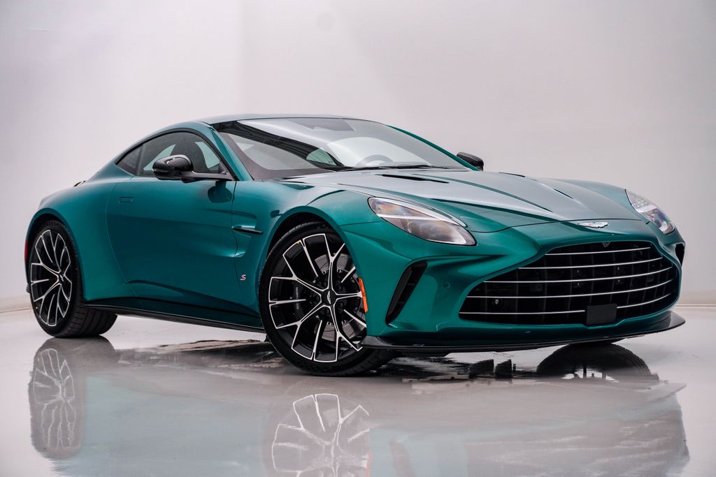 2026 Aston Martin Vantage 4.0 V8's photo