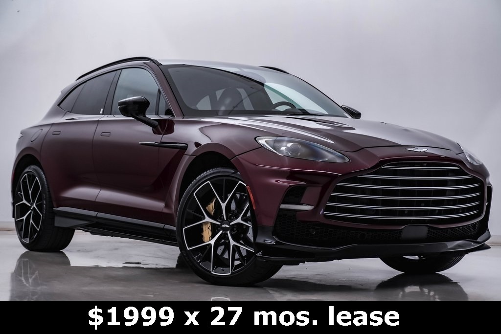 2025 Aston Martin DBX 707's photo