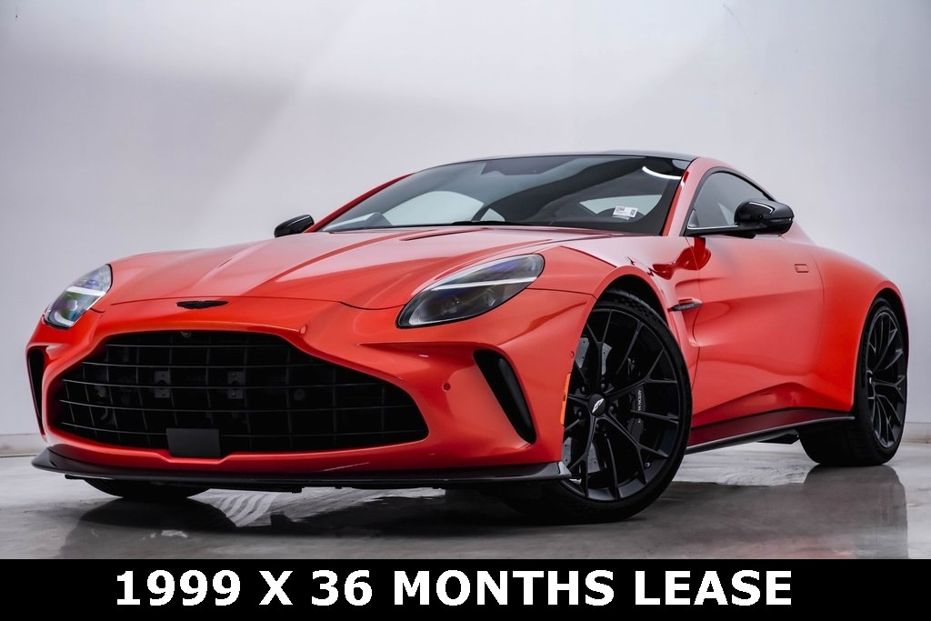 2025 Aston Martin Vantage Base's photo